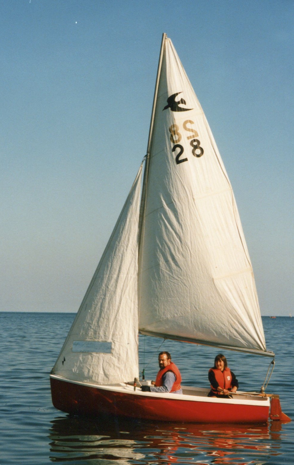 John and Pat Wainwright in Gull - Saundersfoot 1988.jpg